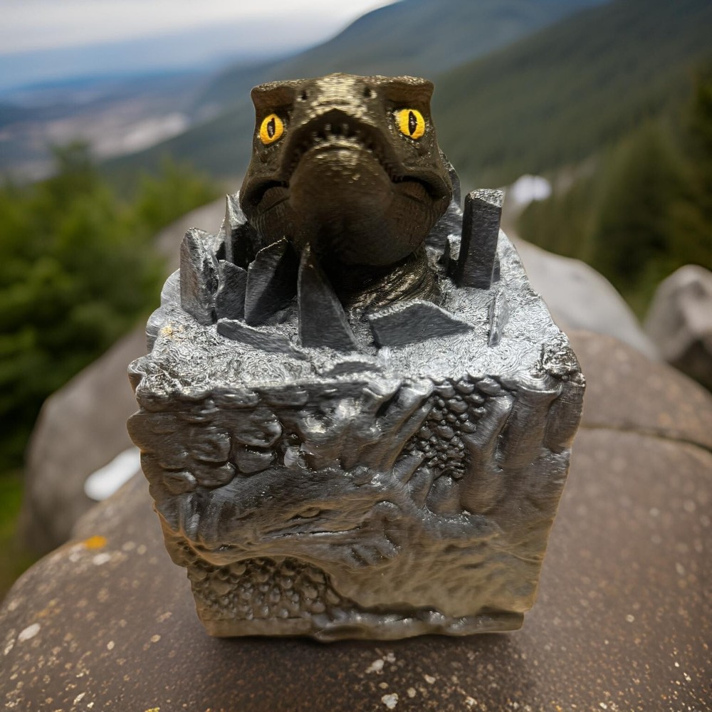 COMMANDER Dinosaur Raptor Deck Box | Magic the Gathering Deck Box