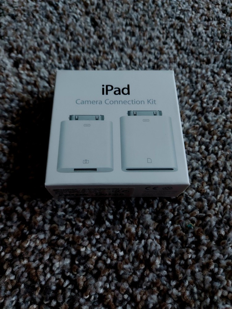 Apple iPad Camera Connection Kit for 1st Gen, White, Plastic