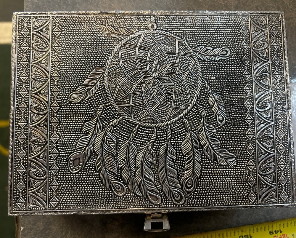 Silver colored Lined tarot card box with Dreamcatcher on it