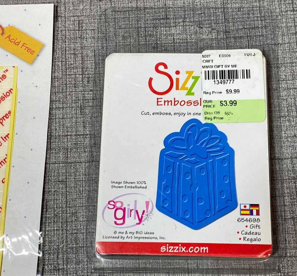 NEW Sizzix Red Simple Impressions Storage Case Various Embossing 37pc Lot