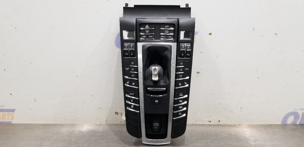 16 PORSCHE MACAN TURBO 95B FRONT FLOOR CENTER CONSOLE CONTROL PANEL
