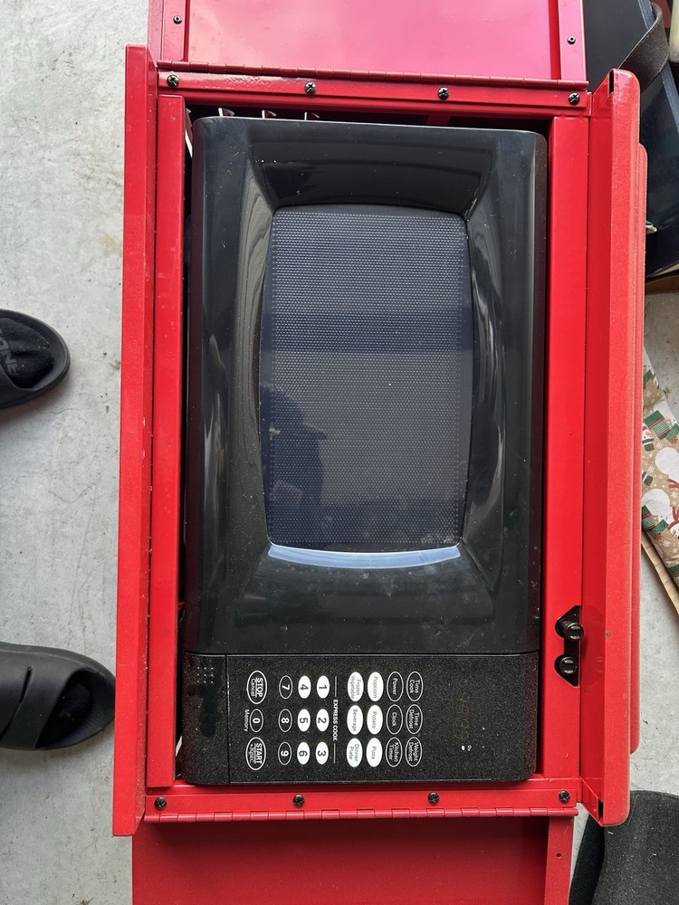 Snap-On Toolbox Microwave Oven - NEW-No box.