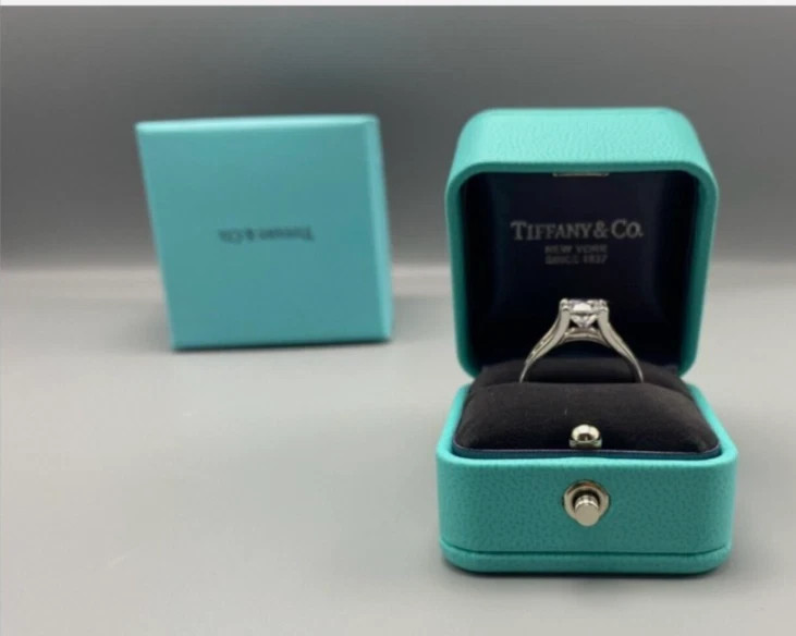 Tiffany & Co Engagement Ring Box + Outer Box Pouch with Certificate Folder Bag