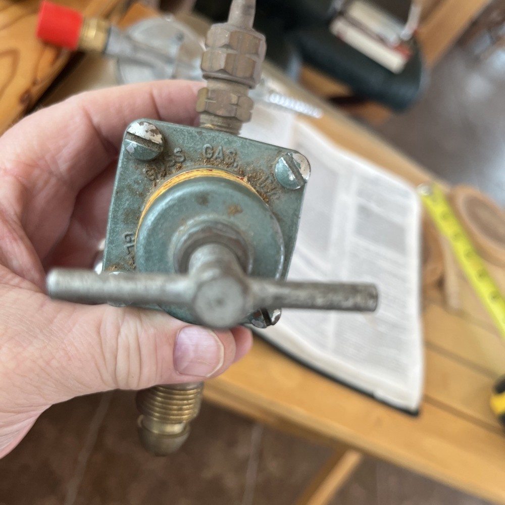 Vintage Lp Regulators Lot 2 Model 718 B