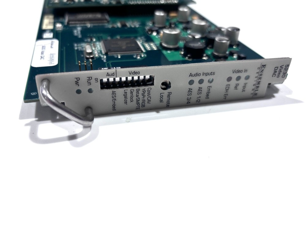 Ensemble Designs Avenue 5230 Video DAC + 5230 Audio Processor Demux / DAC