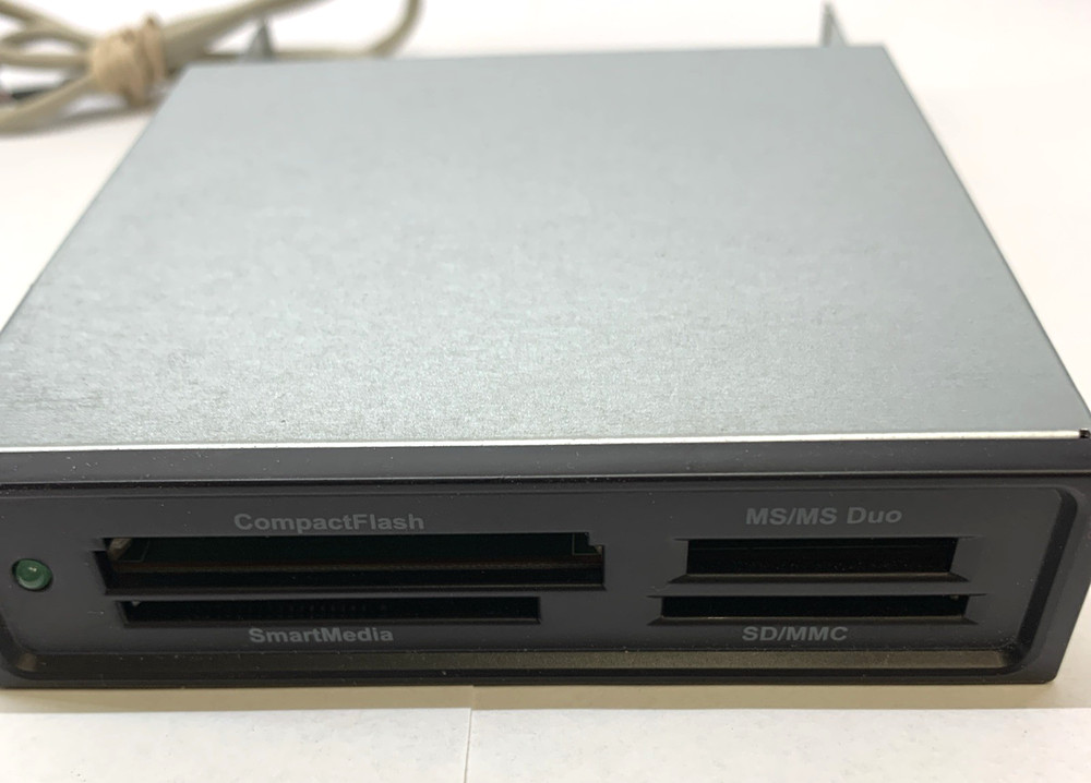 Internal Media Reader Compact Flash Smart Media MS/MS Duo SD/MMC See All Photos