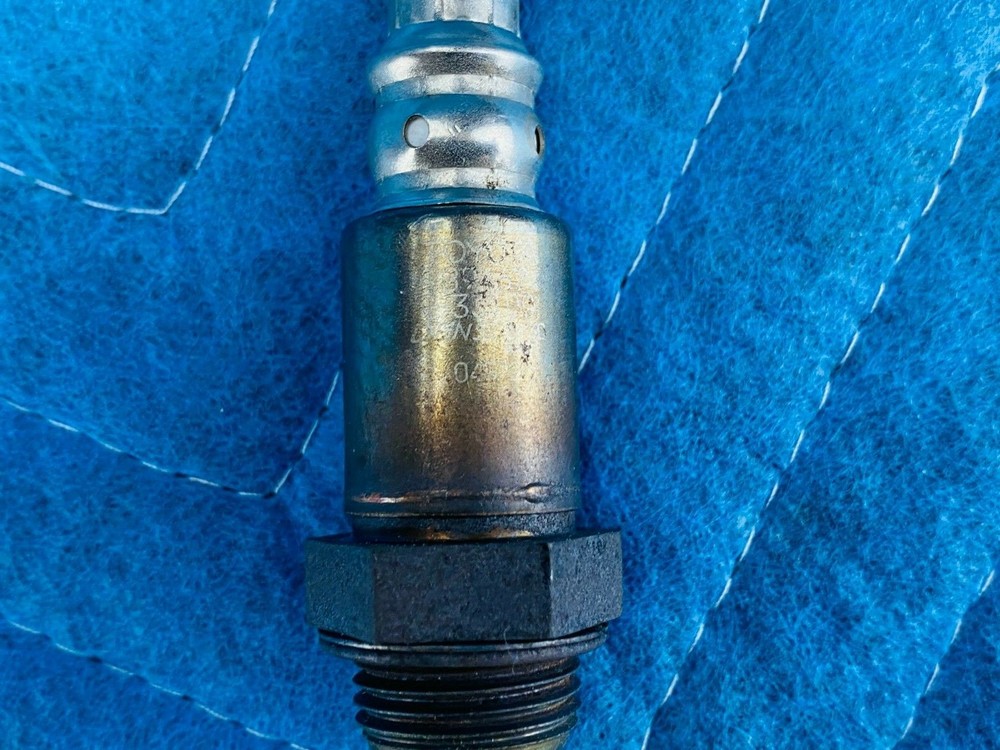 Lexus ES330 O2 Oxygen Sensor 89467-33100 2004-2006 OEM