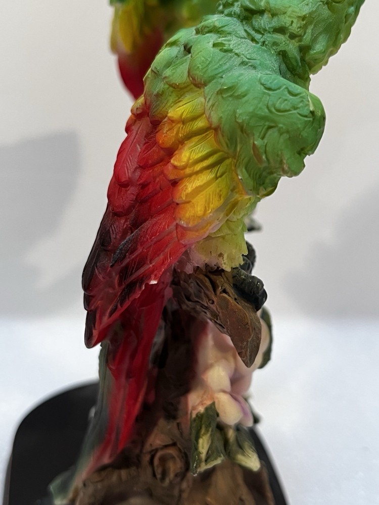 Jaynee’s Collection Parrot Figurine