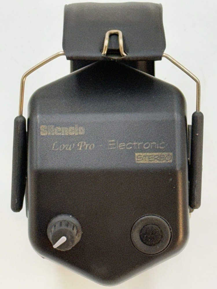 Low Pro Electronic Foldaway Hearing Protector , Needs New Ear Foam. SEE PHOTOS