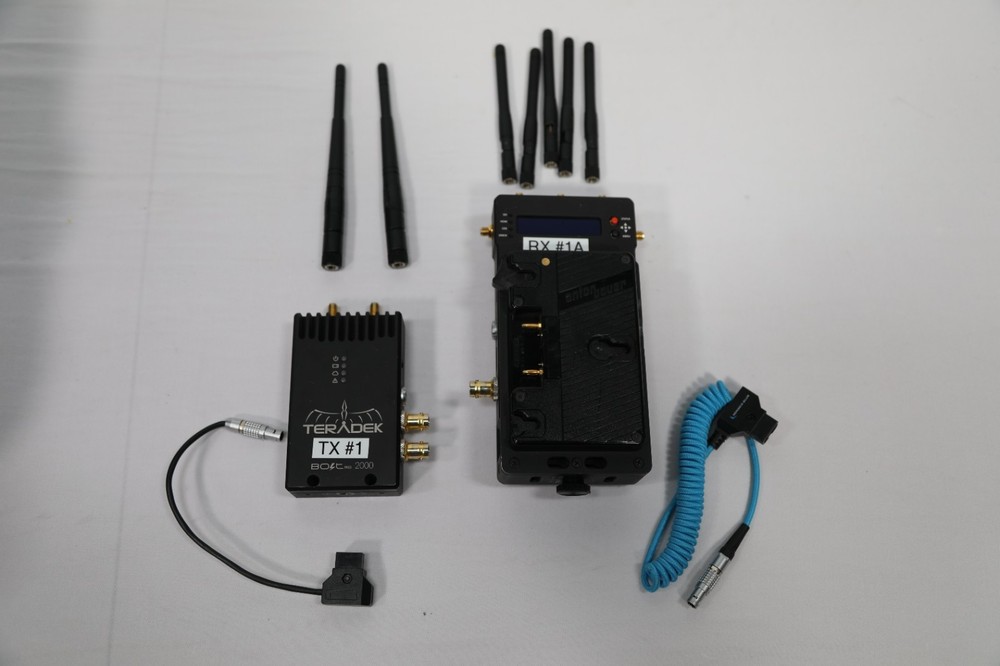 Teradek Bolt Pro 2000 SDI/HDMI Wireless Video System with Antenna Array