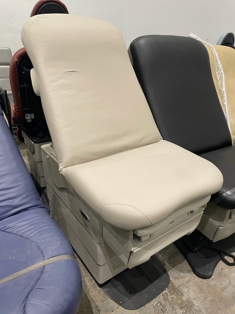 Midmark 623 Power Procedure Table Sand Ripped