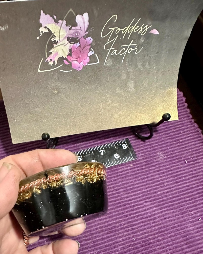 Basic Orgonite and Tensor Ring puck for home protection