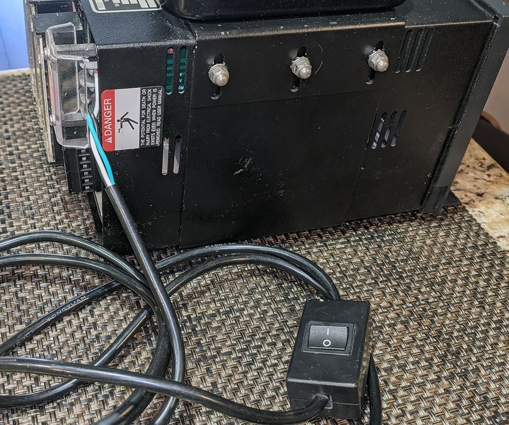 Thermo-Westronics SV100 Video Data Recorder With Power Cable