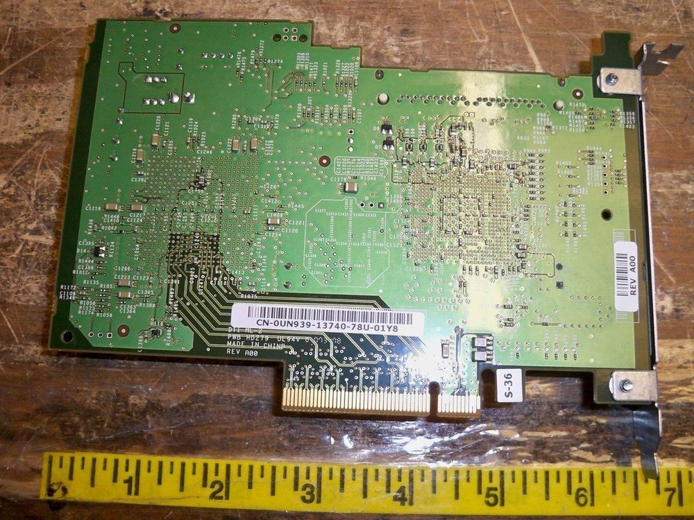 Dell UN939 UCS-51 PCIe Single Channel Raid Controller
