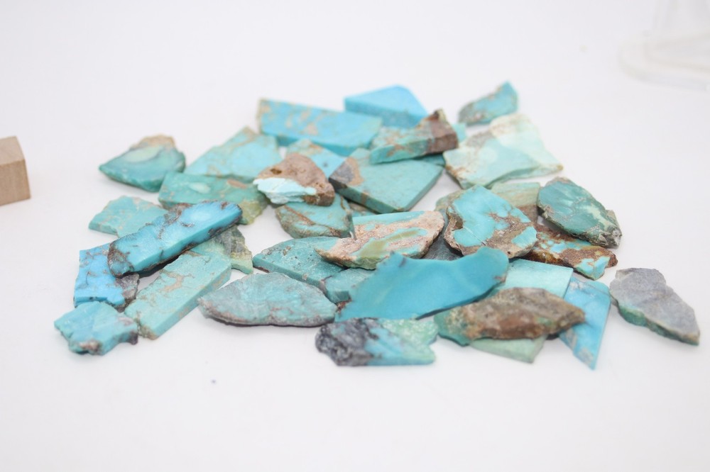 Mixed mines Turquoise jeweler cuts.   54.5 grams.
