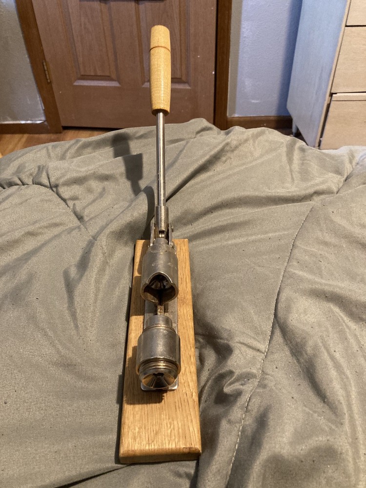 Duke Heavy Duty Easy Pecan Nut Cracker