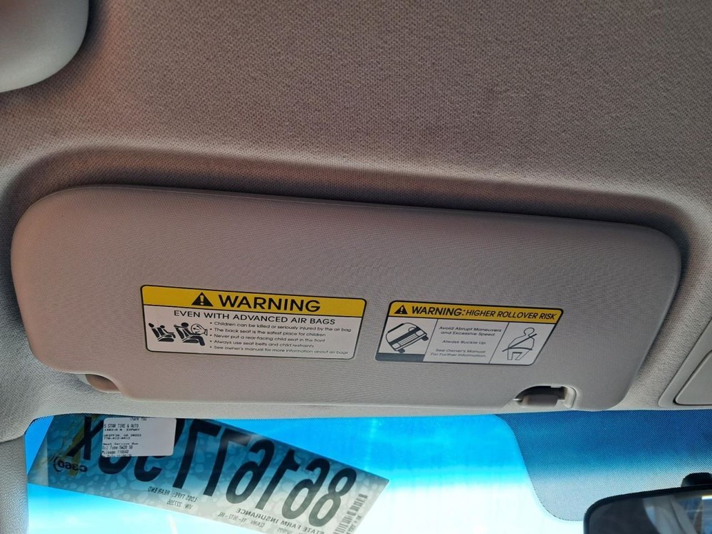 SOUL 2015 Glove Box 4866998