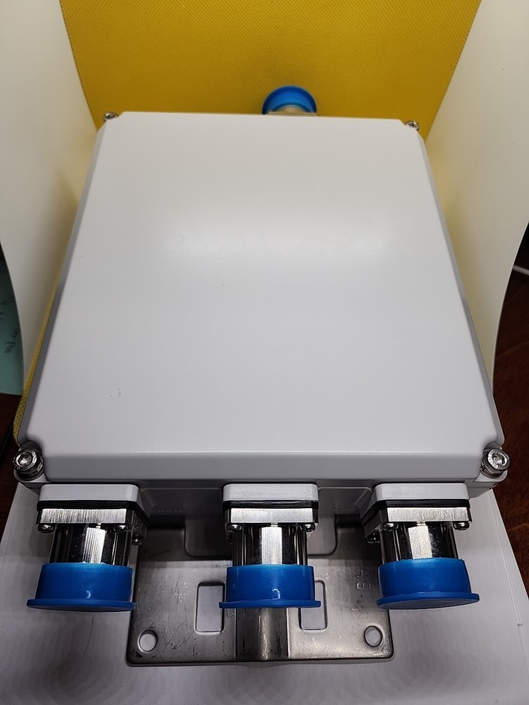 NEW! COMMSCOPE CBC7821-DF TRIPLEXER 700-750/850/AWS DCpass  [2WS1]