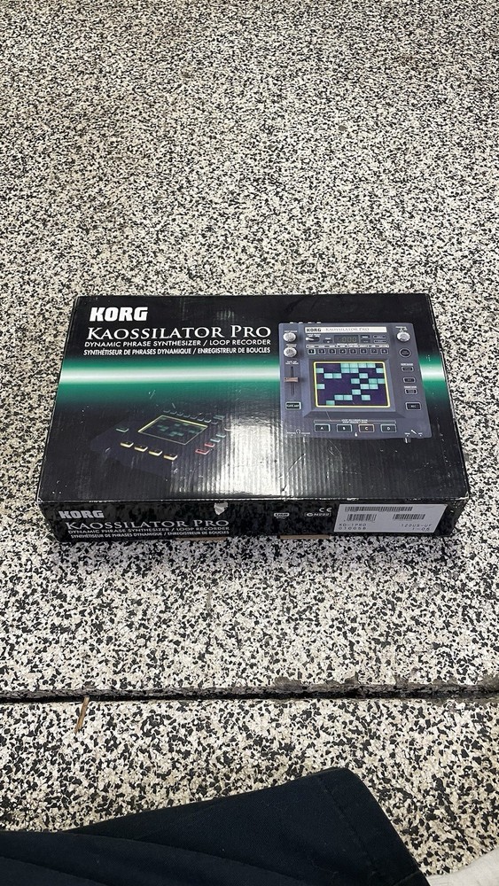 Korg KO-1PRO Kaossilator Pro Dynamic Phrase Synthesizer/Loop Recorder