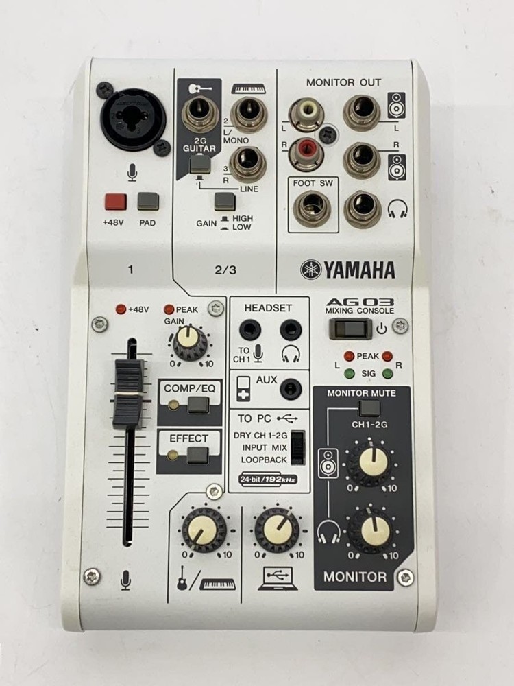 YAMAHA AG03 MIXER Used