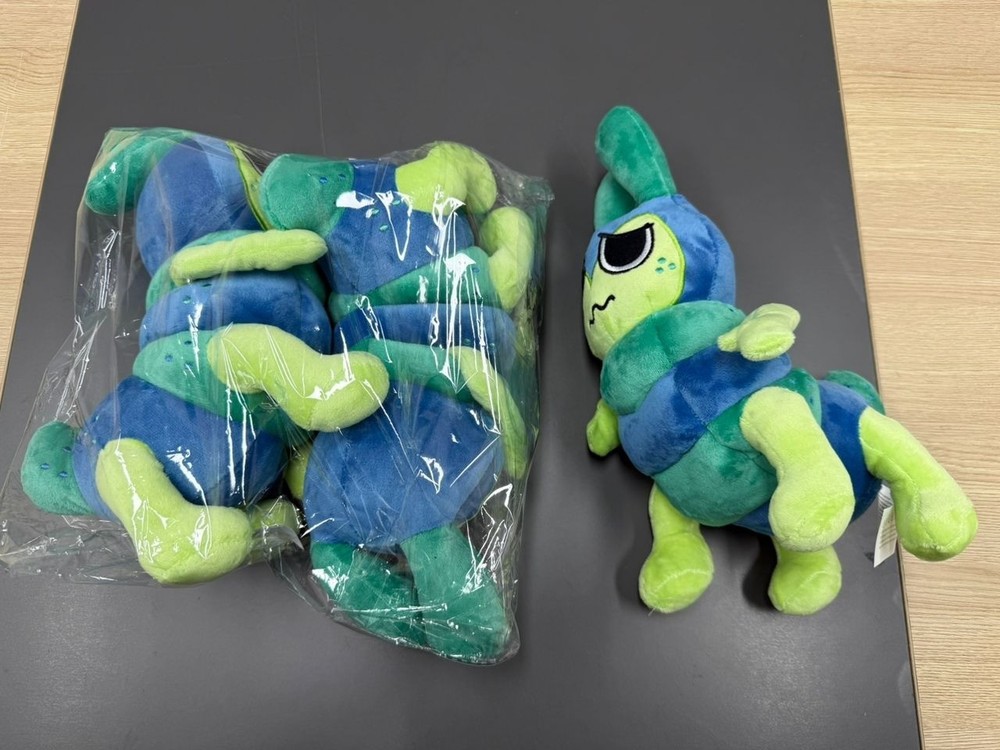 Squirm Dandy Worm Plush - Handmade Dandy's World Plush Toy 20CM