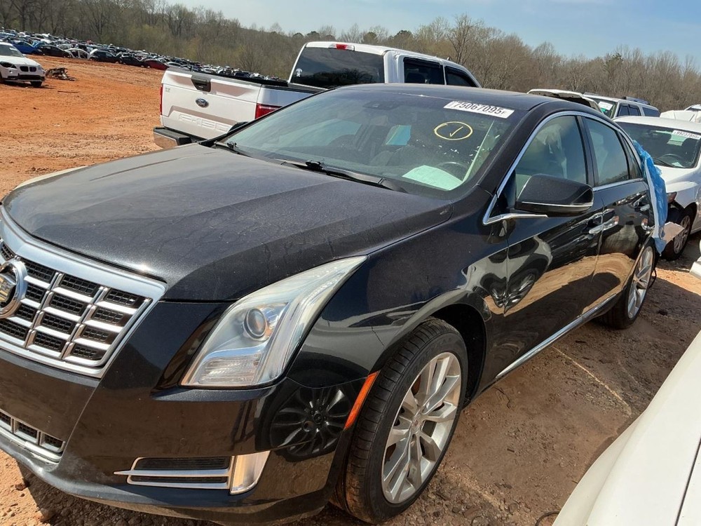 XTS 2015 Glove Box 5001732