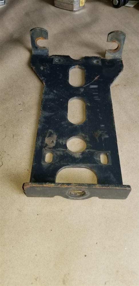 Bobcat pump steering plate bracket 6734298