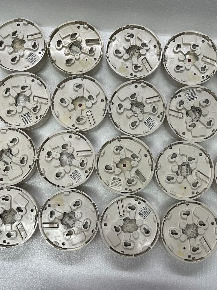 25pcs of System Sensor Model 2351E Smoke Detector With System Sensor Base B401