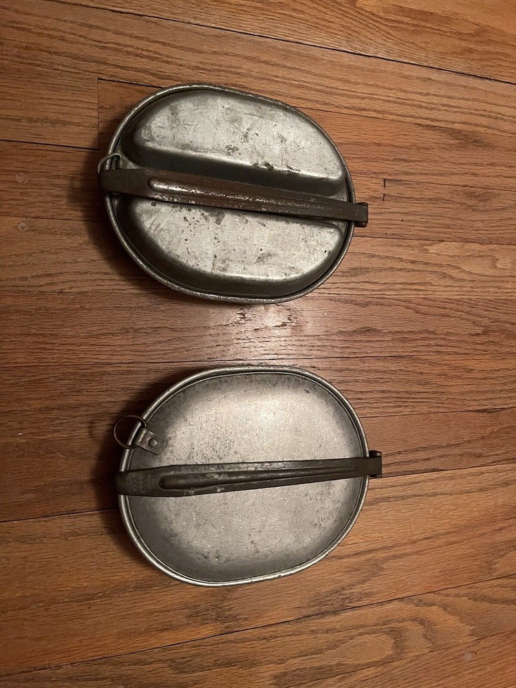 2 Original WW1 & WW2 US mess kits 1918