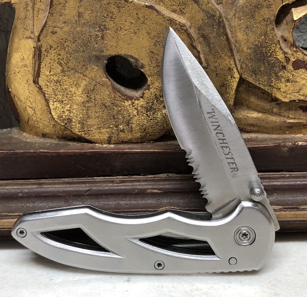 Winchester Folding Pocket Knife - Partially Serrated