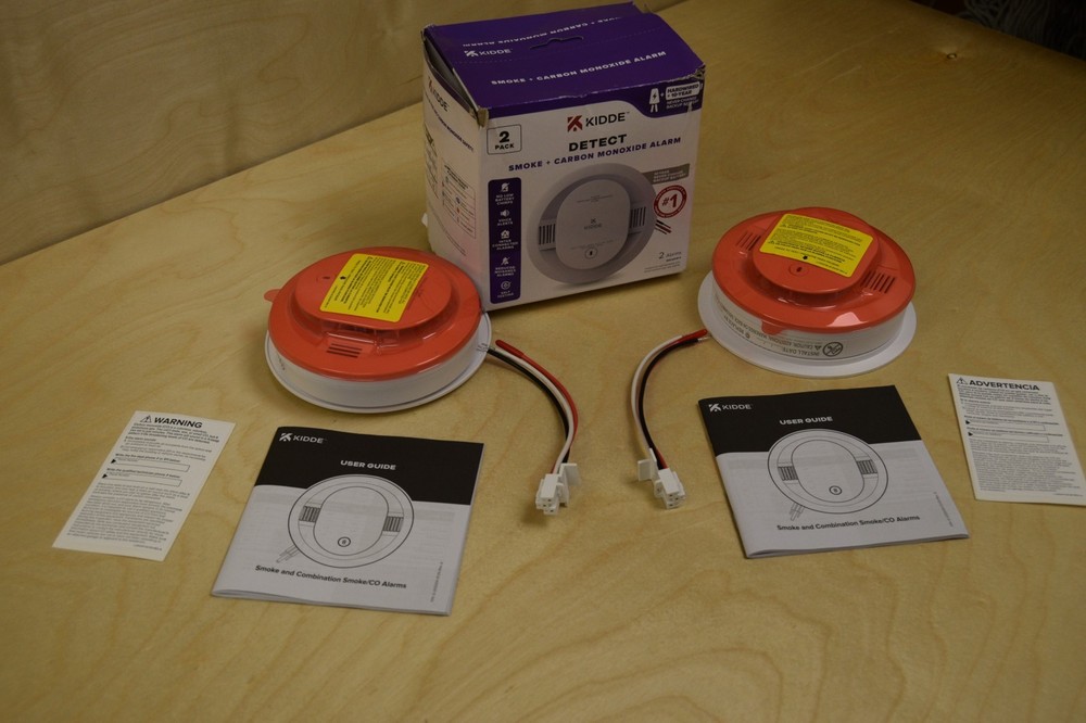 Kidde Hardwired Smoke & Carbon Monoxide Detector, Interconnectable, 2 Pack, New