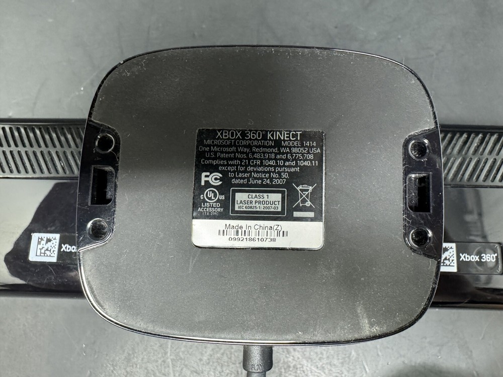 Official Microsoft Xbox 360 Kinect Motion Sensor Bar! ~ Works Great! Fast Ship!