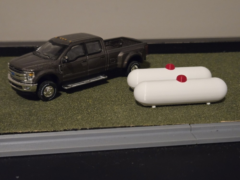 1/64 Scale 500 Gallon Propane Storage Tank *2 Pack*