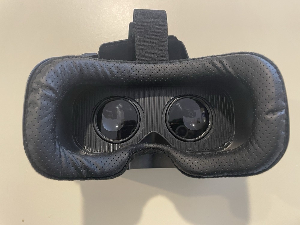 VR Shinecon Virtual Reality Glasses for iPhone and Android Phone - New
