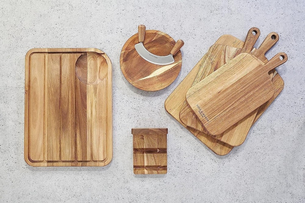 Barkway Medium Chopping Board with Handle - Wood Chopping Board - Cutting Boa...