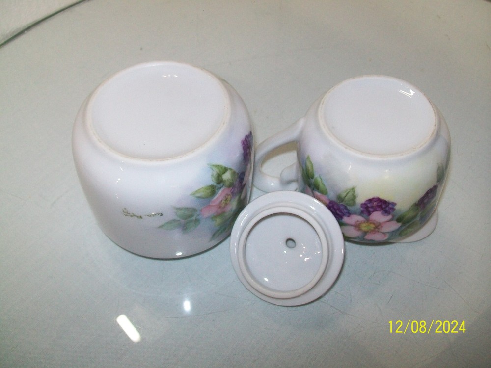 Berries and Blooms Creamer and Sugar