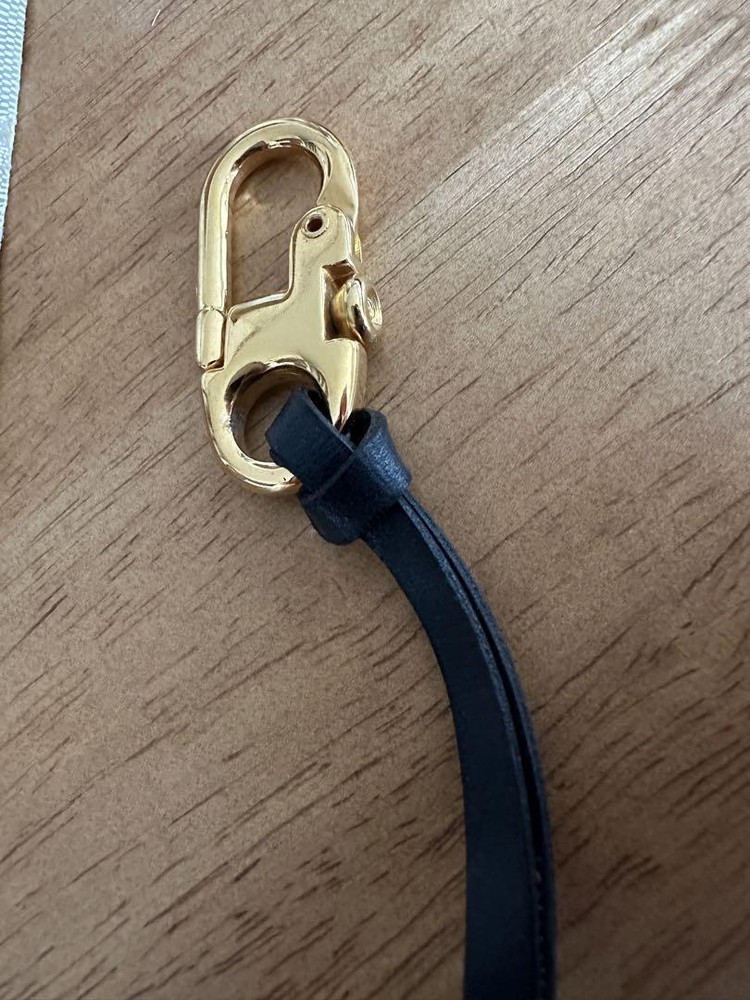 GUCCI key holder gold 21