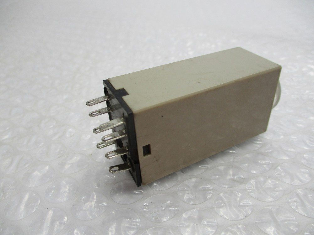 OMRON H3Y-2 TIMER NSNP