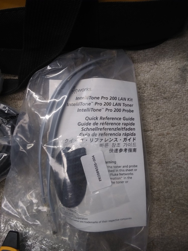 Fluke Networks CableIQ Qualification Tester Kit CIQ-100 MINT