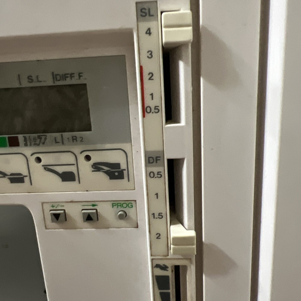 Elna lock PRO 5 DC SERGER SEWING MACHINE complete working