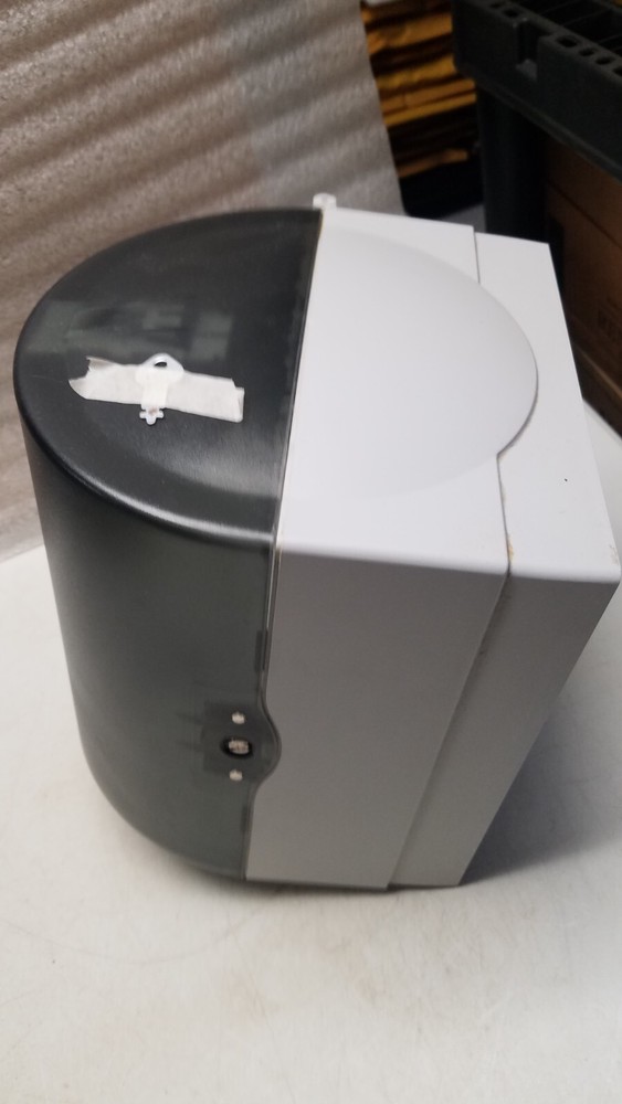 Georgia-Pacific Softpull Towel Dispenser (C)