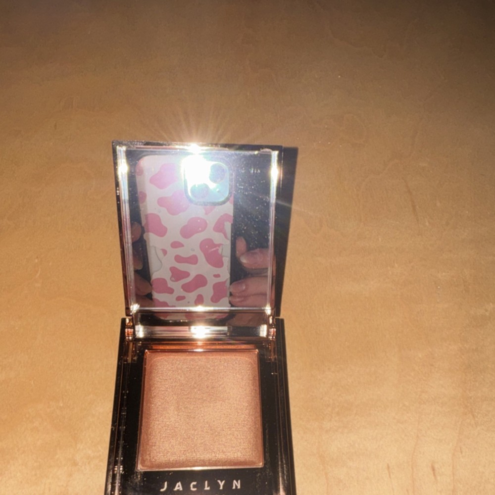 Jaclyn Cosmetics Exposure Highlighter Exposure READ DESCRIPTION