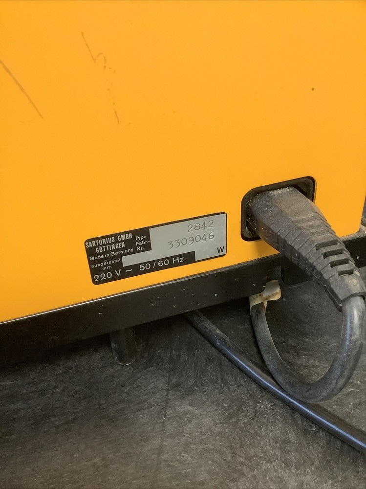 Sartorius GMBH 2842 Scale
