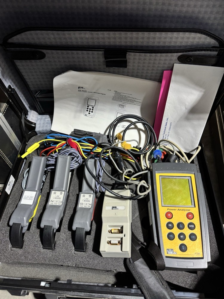 IDEAL 61-805 POWER ANALYZER WITH (3)  CLAMPS. 800 Series  IN HARDCASE  NICE