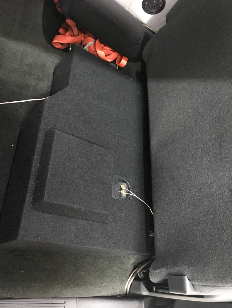 Chevy Silverado Crew-Cab 2014-2018 12" Single Sub Box 12" Subwoofer Enclosure