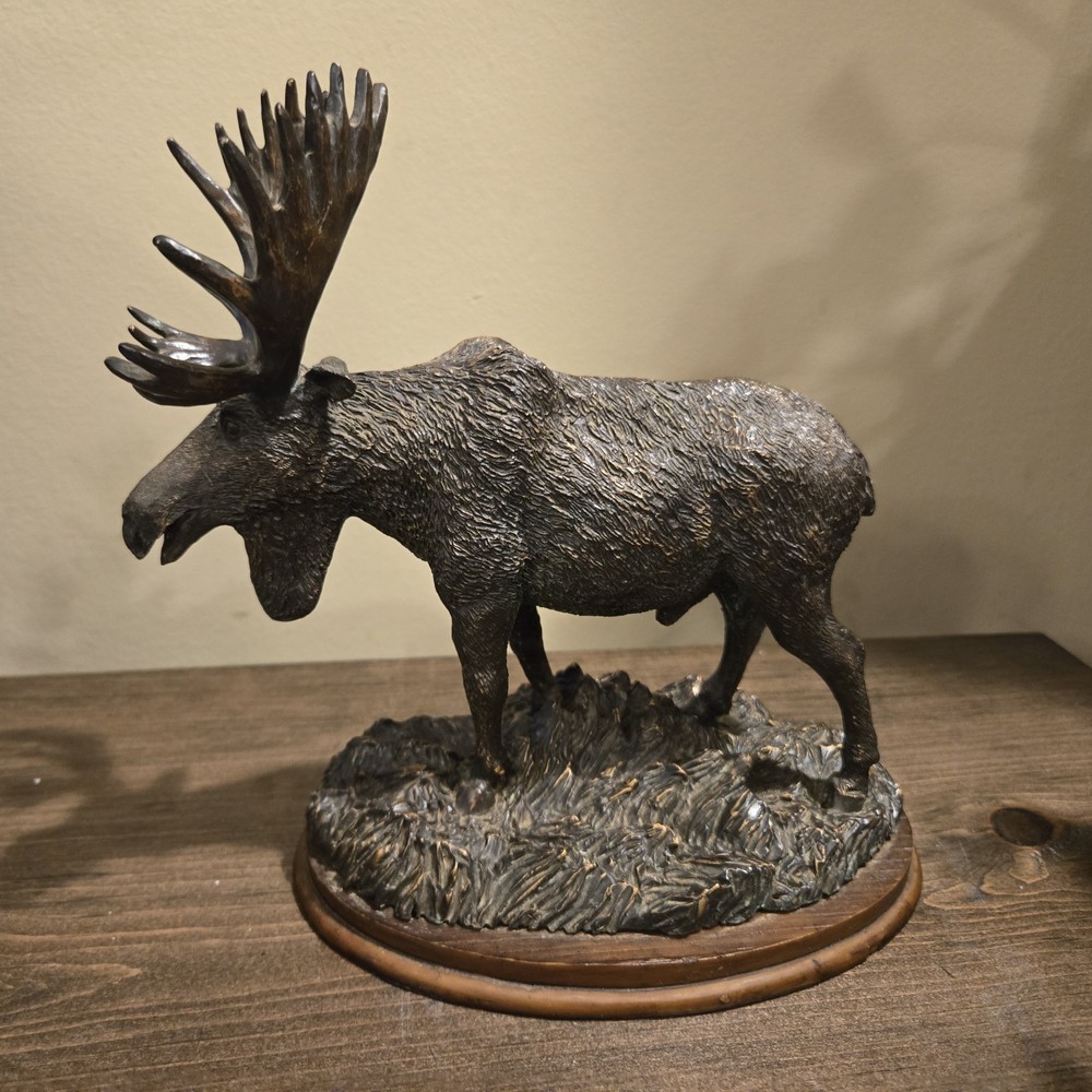 Bull Moose Statue Resin. Approx 8" High X 7 Long