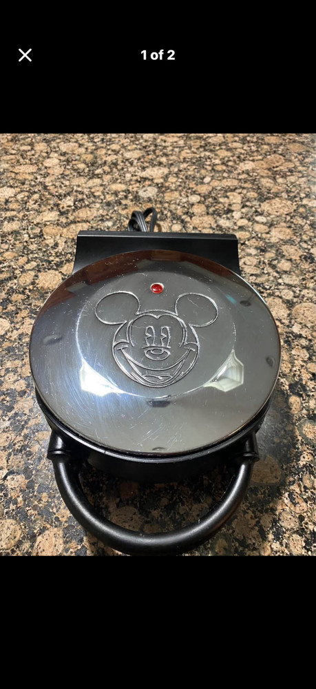 Mickey Mouse Waffle Maker. Disney.