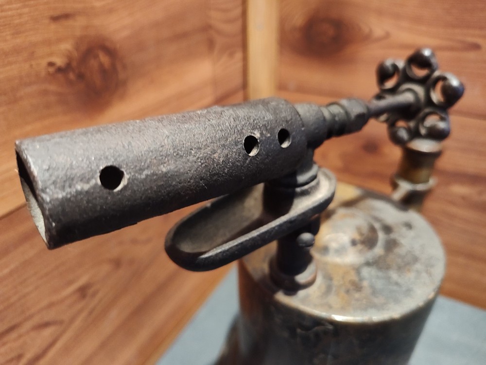1 ANTIQUE BRASS BLOW TORCH NICE STEAMPUNK DECOR