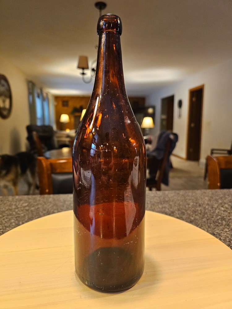 Phil Scheuermann Brewery Embossed Amber Quart Blob Beer Bottle Hancock MI