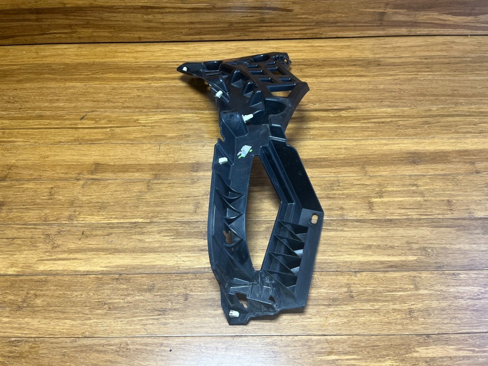 2015-2021 Porsche Macan S 95B Rear Right & Left Support Bracket Set 2 OEM NOTE
